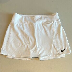 Nike DriFit tennis skirt size small